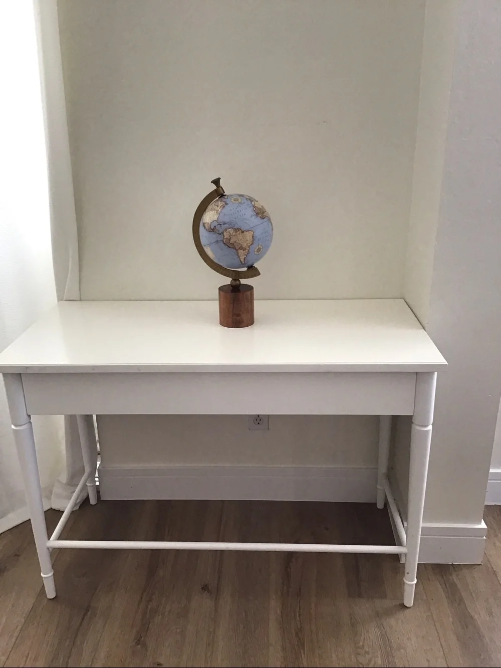 World desktop Globe On Wooden Base from India